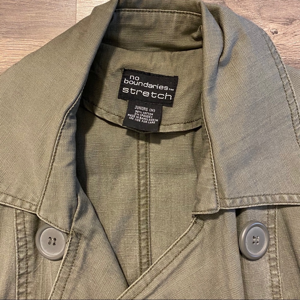 No Boundaries Light Green Jacket - Picture 3 of 4